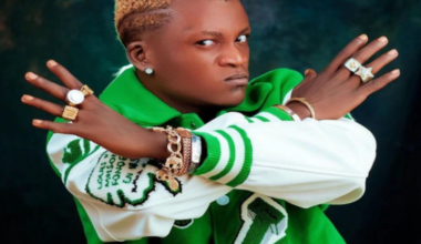 : Nigerian Singer Portable Wins Artiste of the Year